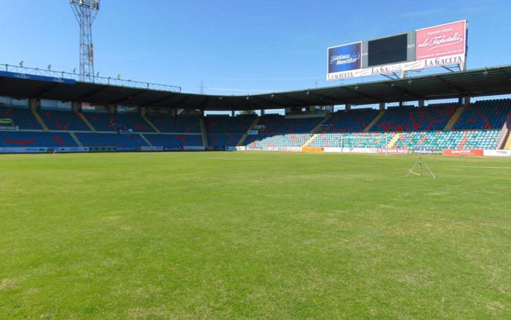 Paco Herrera se lleva a 23 de jugadores a Helmántico para jugar ante el Guijuelo Sporting1905