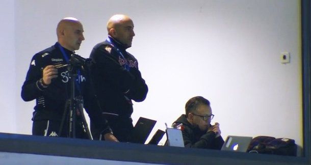 Así siguió Abelardo el partido de su equipo desde un palco de La Rosaleda Sporting1905