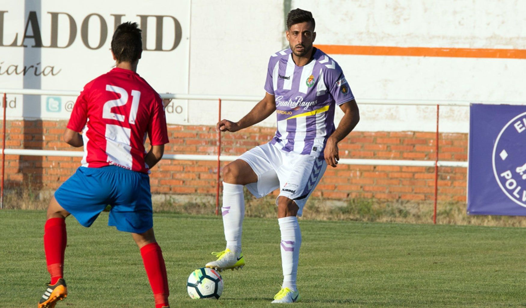 Principio de acuerdo con el Real Valladolid para el traspaso de Álex Pérez Sporting1905