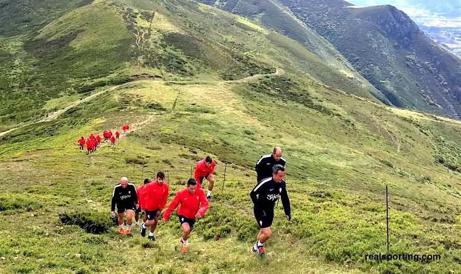 Salida a Pajares para "romper la monotonía" de la pretemporada Sporting1905