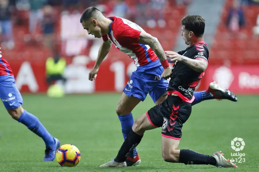 Djurdjevic y Cristian Salvador terminaron el partido en el parte médico Sporting1905