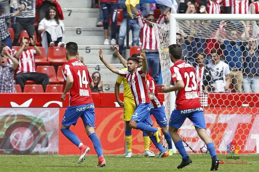 El Sporting vence y se queda provisionalmente a tres puntos de la salvación Sporting1905