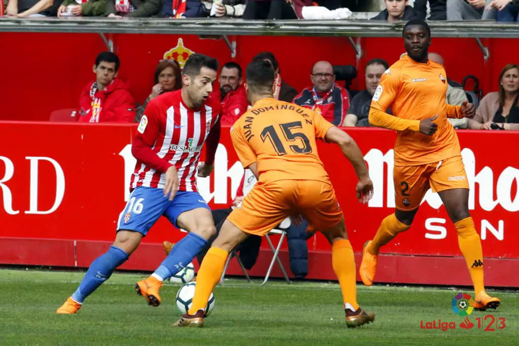 Jony en el parte médico tras el partido ante el Reus Sporting1905