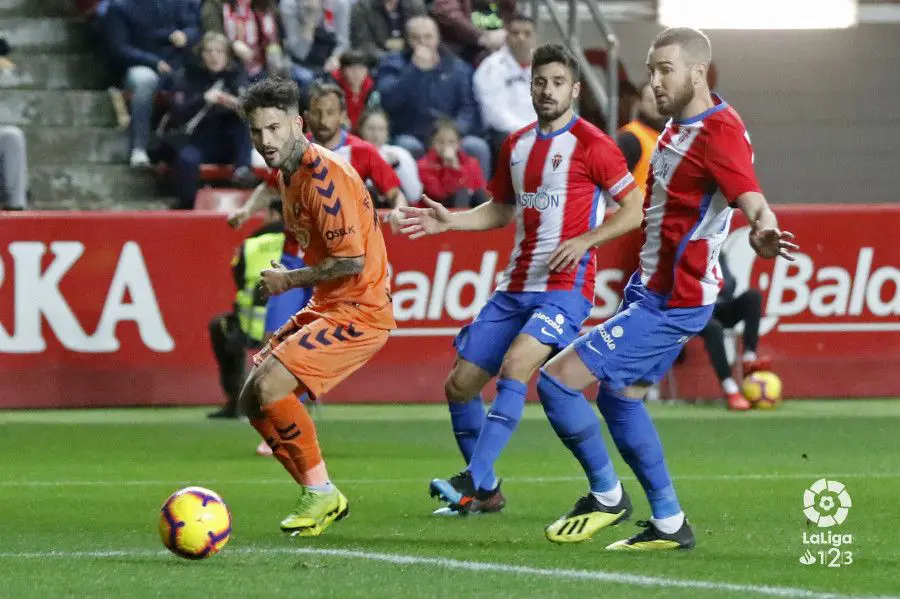 Peybernes, Hernán Santana y Nacho Méndez en el parte médico Sporting1905