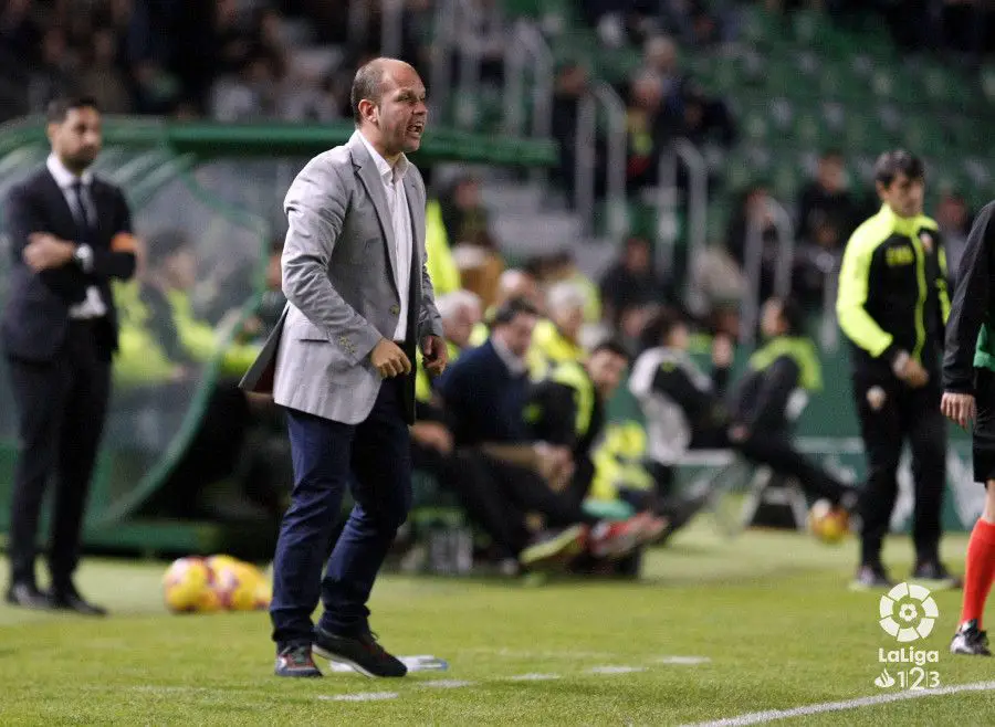 José Alberto: “Tenemos tres lanzadores de penaltis y uno de ellos el Blackman” Sporting1905