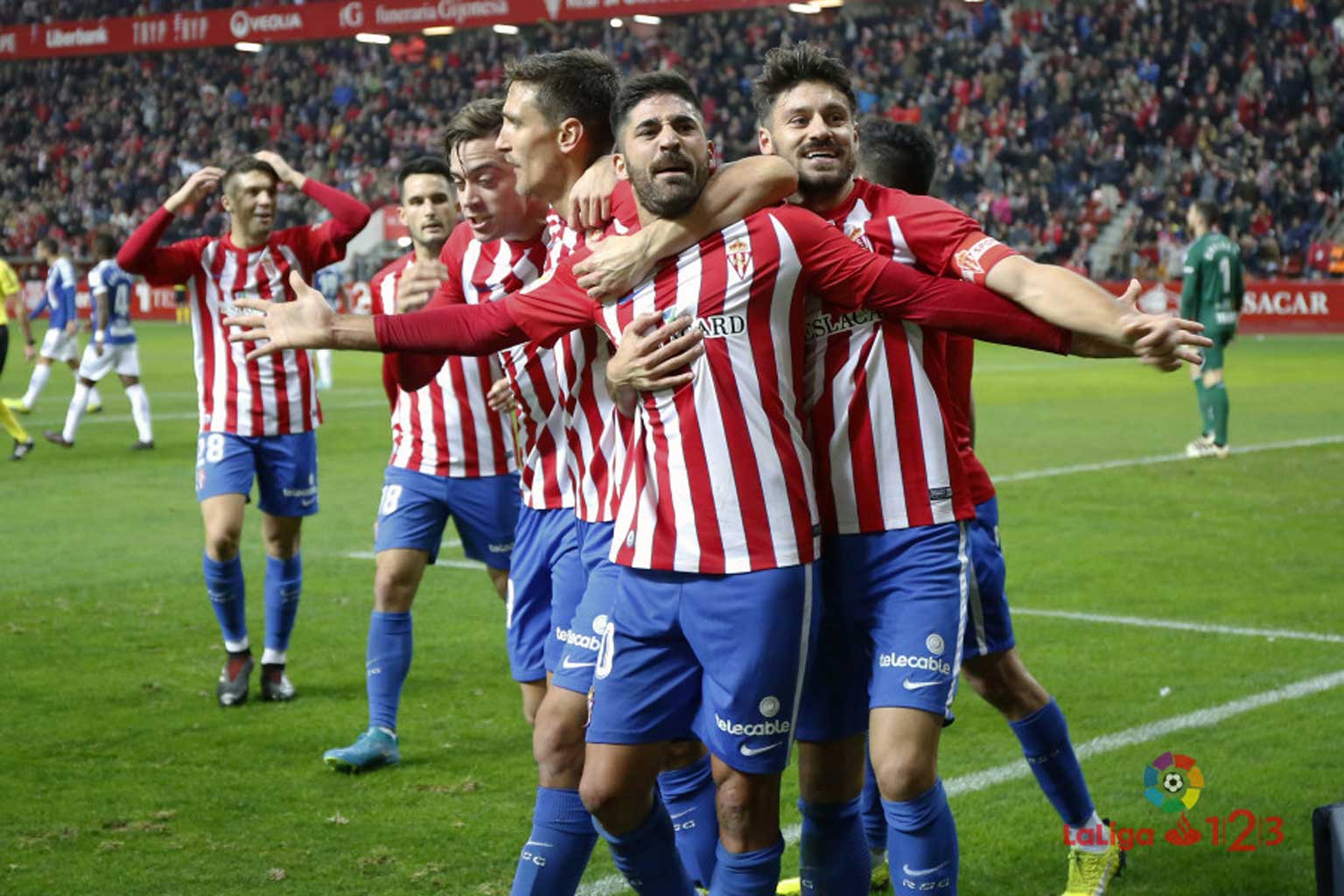 El Sporting vuelve a la senda de la victoria Sporting1905