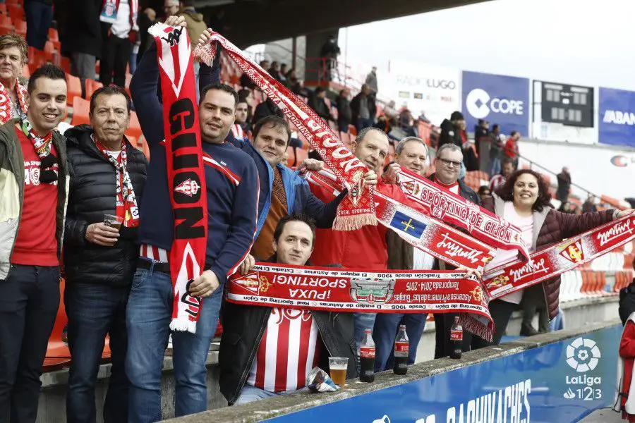 Presencia de unos 2.000 seguidores sportinguistas en Lugo Sporting1905