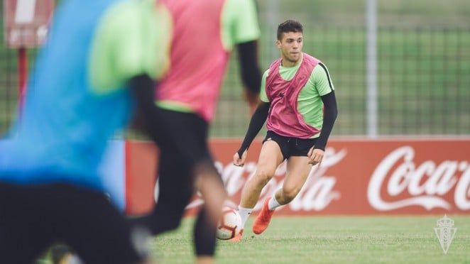 Nacho Méndez: “Soy el más exigente conmigo mismo” Sporting1905