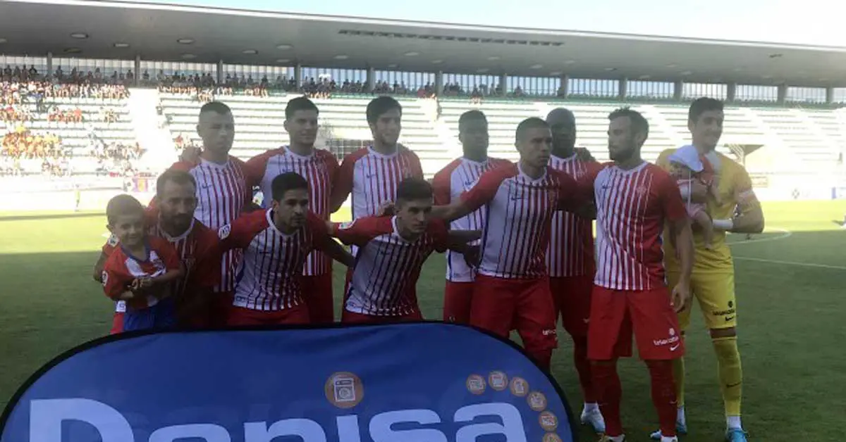 El Sporting cae ante el Valladolid en el penúltimo partido de pretemporada Sporting1905