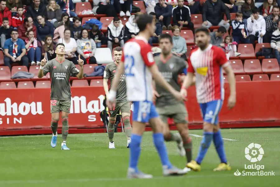 Empate del Sporting ante el Mirandés en El Molinón Sporting1905