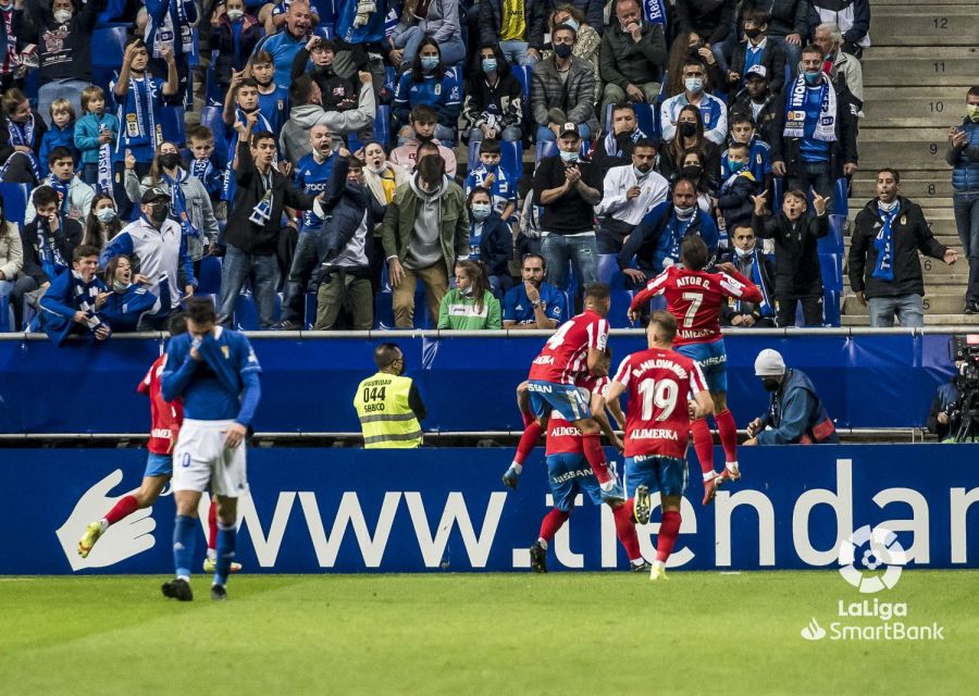 Los rojiblancos empatan en Oviedo con un gol de Djuka Sporting1905