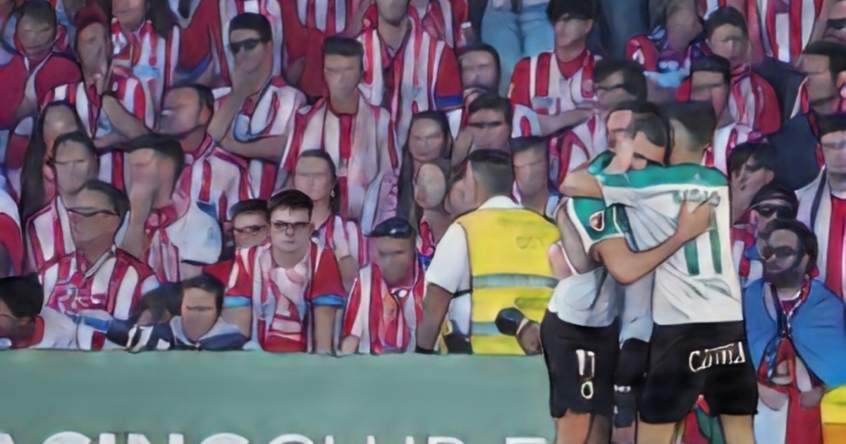 ¡Derrota en El Sardinero! El Sporting se salva de una goleada ante el Racing de Santander Sporting1905